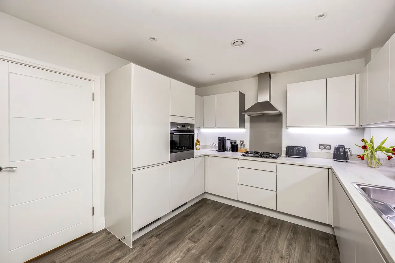 Mill Rose Way, Burgess Hill, RH15, photo 4