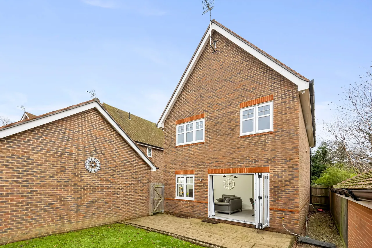 Mill Rose Way, Burgess Hill, RH15, photo 20