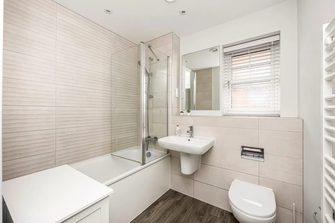 Mill Rose Way, Burgess Hill, RH15, photo 17