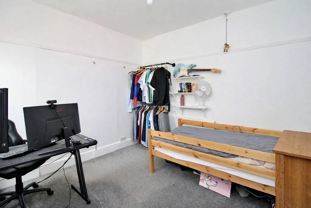 Cromwell Road, Rugby, CV22 5LY, photo 11