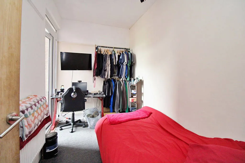 Cromwell Road, Rugby, CV22 5LY, photo 4