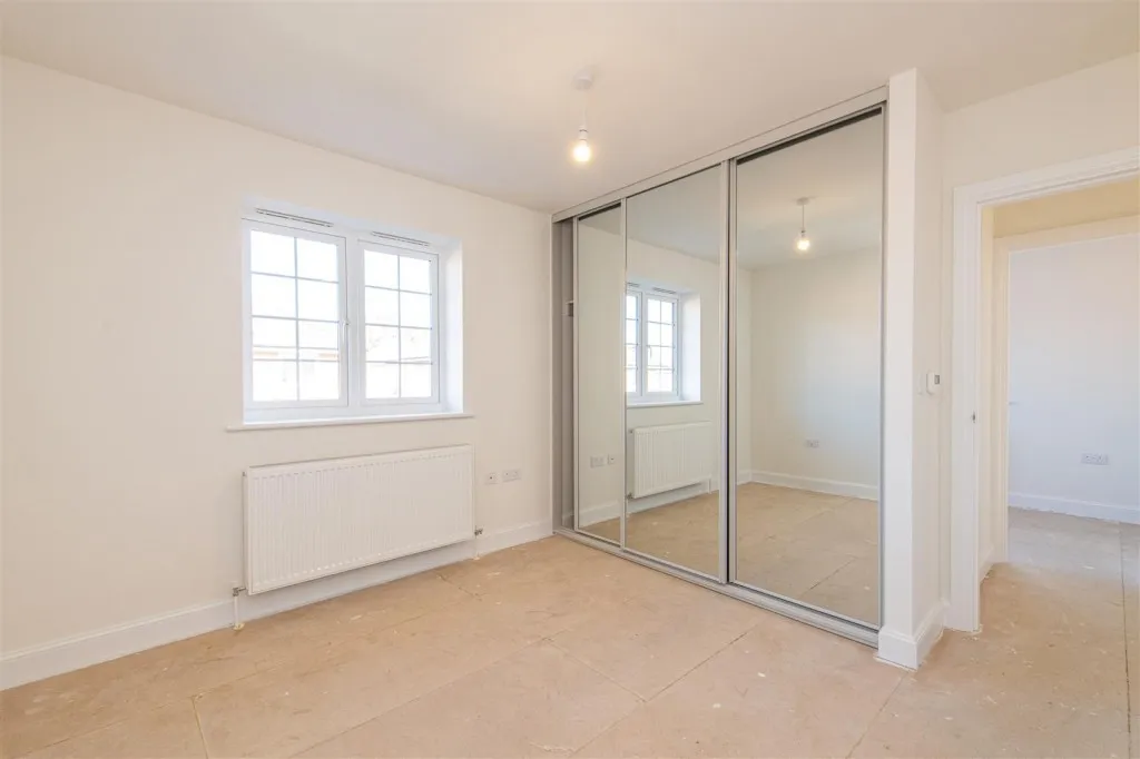 Litchfield Drive, Higham Ferrers, photo 11