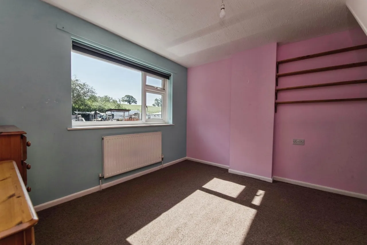 Cunningham Avenue, Axminster, EX13, photo 9