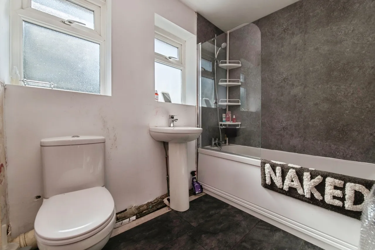 Cunningham Avenue, Axminster, EX13, photo 8