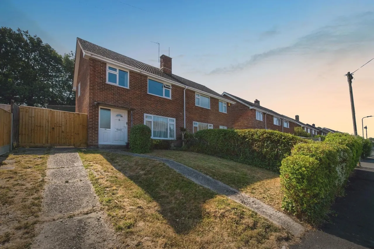 3 bed house for sale, Cunningham Avenue, Axminster, EX13