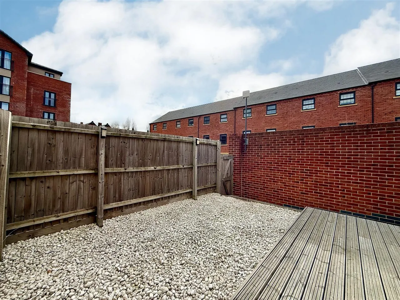 Robinson Crescent, Loughborough, photo 20