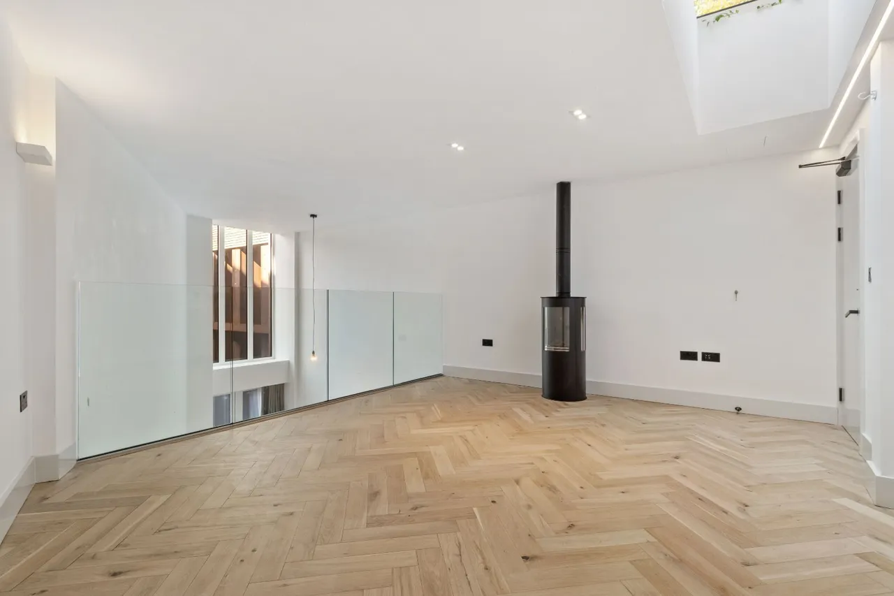 Cavendish Road, Bowdon, WA14, photo 4