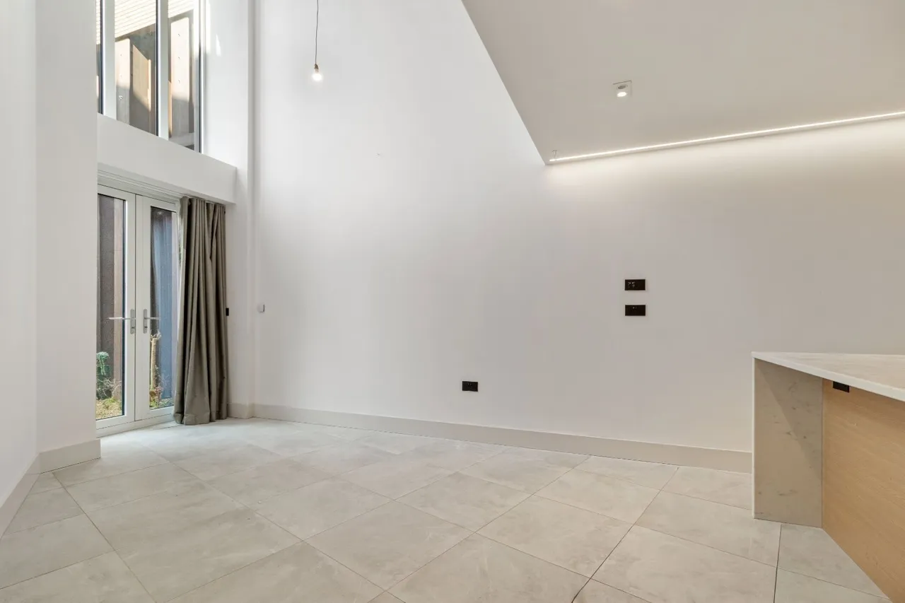 Cavendish Road, Bowdon, WA14, photo 6