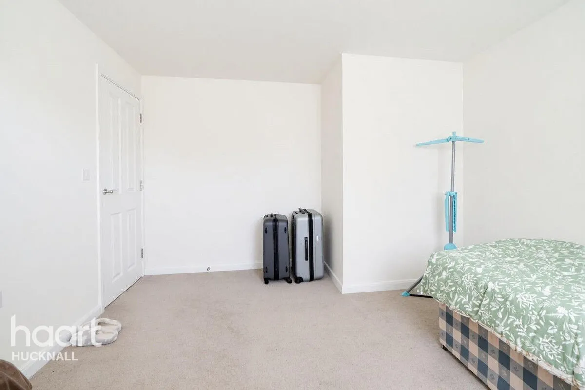 Kenbrook Road, Nottingham, NG15, photo 12