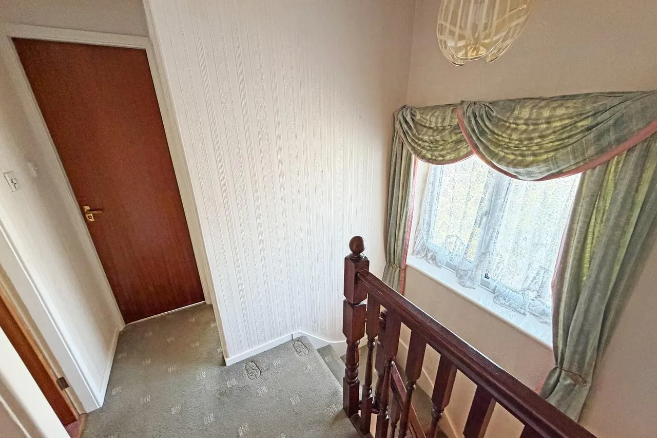 Lansdowne Road, Altrincham, Cheshire WA14 4HJ, photo 16