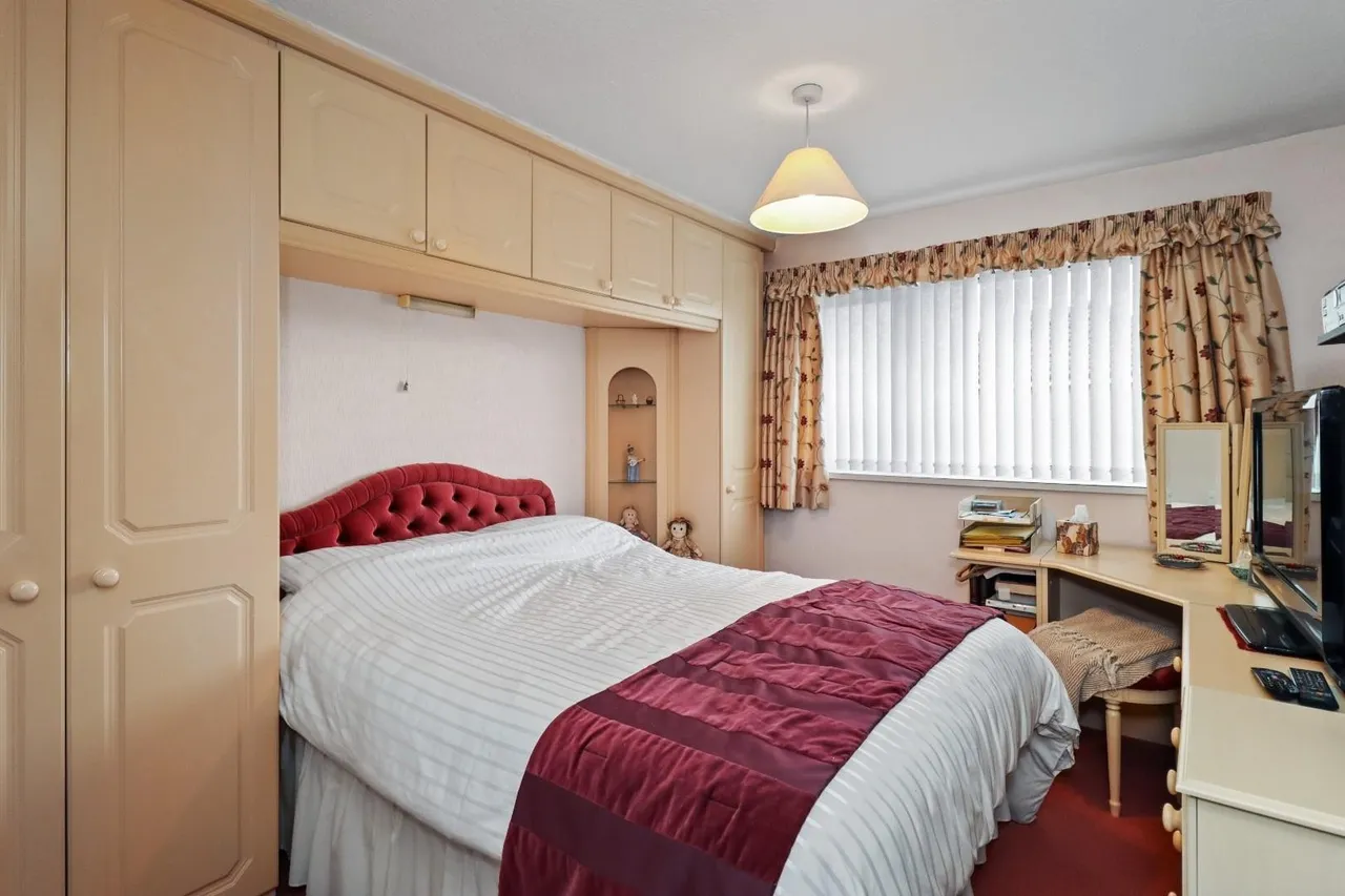 Lansdowne Road, Altrincham, Cheshire WA14 4HJ, photo 12