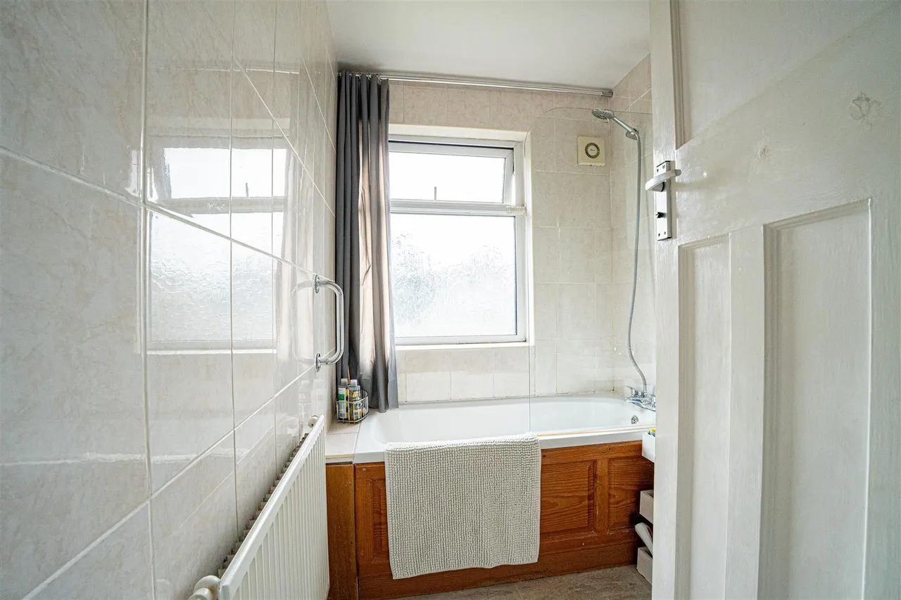Battle Crescent, St. Leonards-On-Sea, photo 20