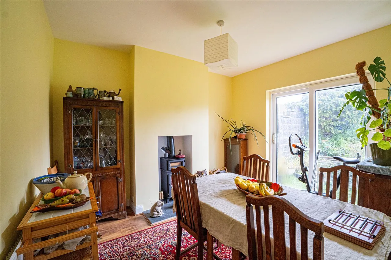 Battle Crescent, St. Leonards-On-Sea, photo 4