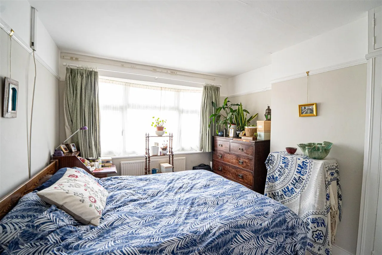 Battle Crescent, St. Leonards-On-Sea, photo 7