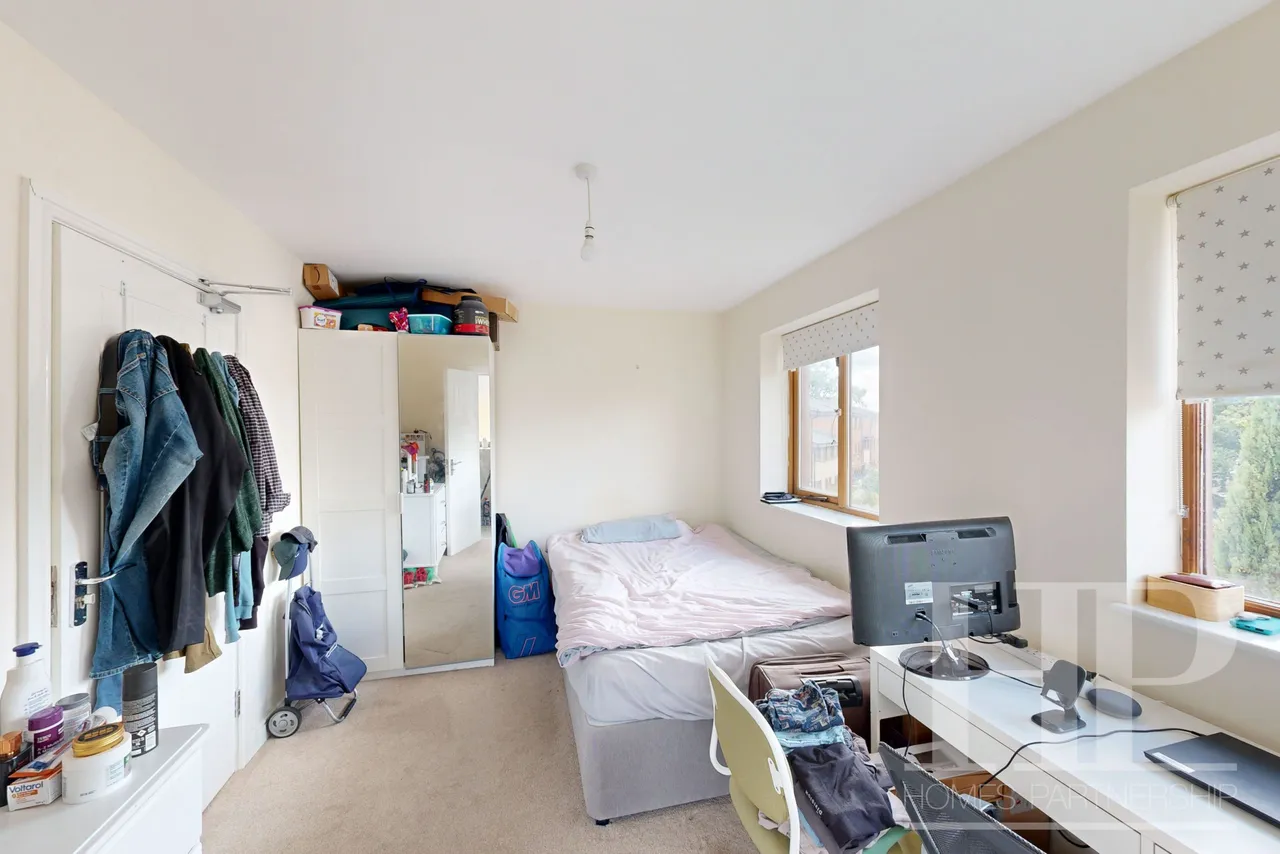 1 bed property to rent, Commonwealth Drive, Crawley, RH10