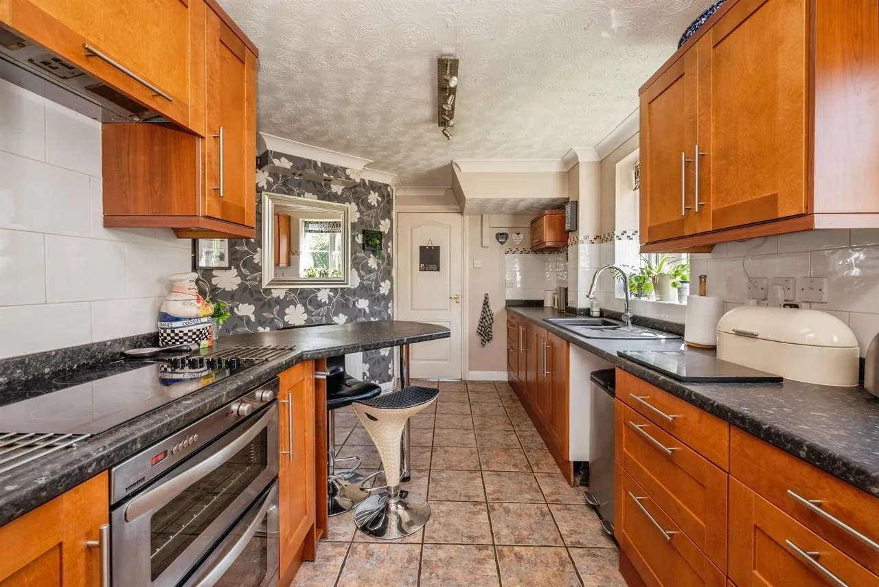Pickford Close, North Walsham, photo 9