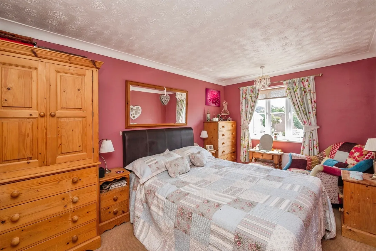 Pickford Close, North Walsham, photo 11