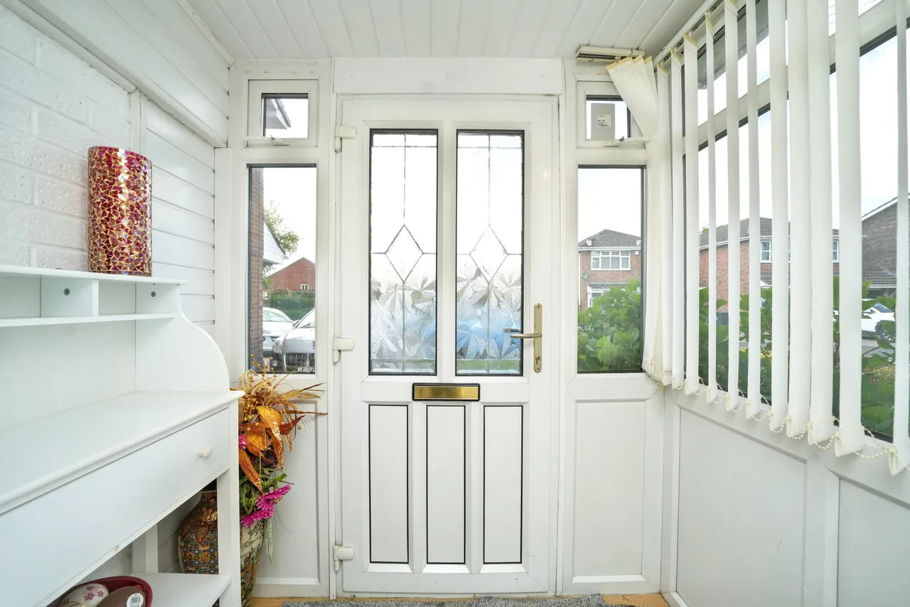 Falcon Close, Walsall, WS6 7LJ, photo 5