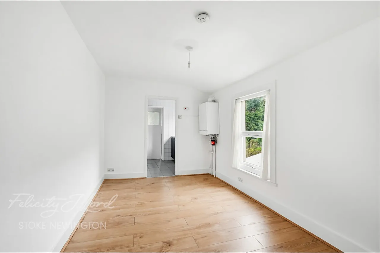 Beaconsfield Road, London, photo 13