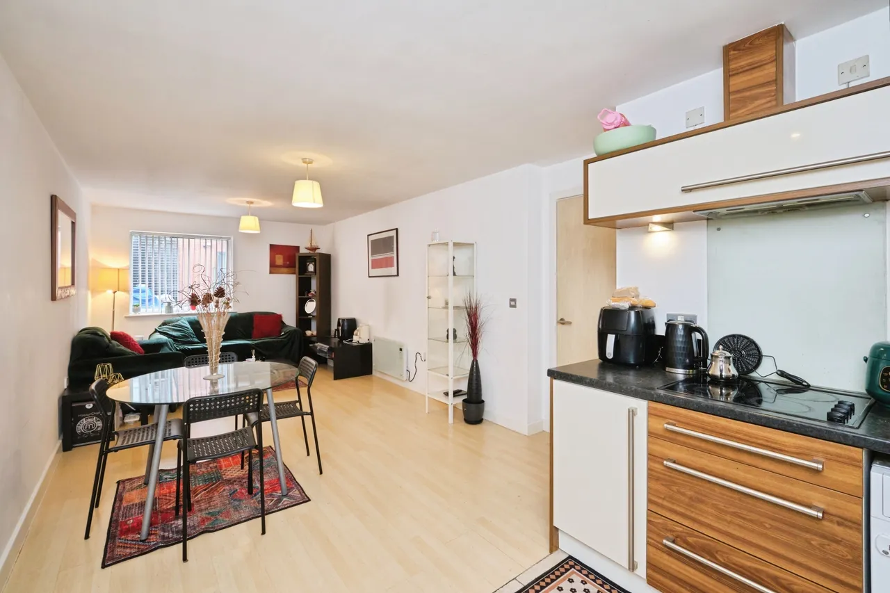 2 bed flat for sale, Sherborne Street, Birmingham, B16
