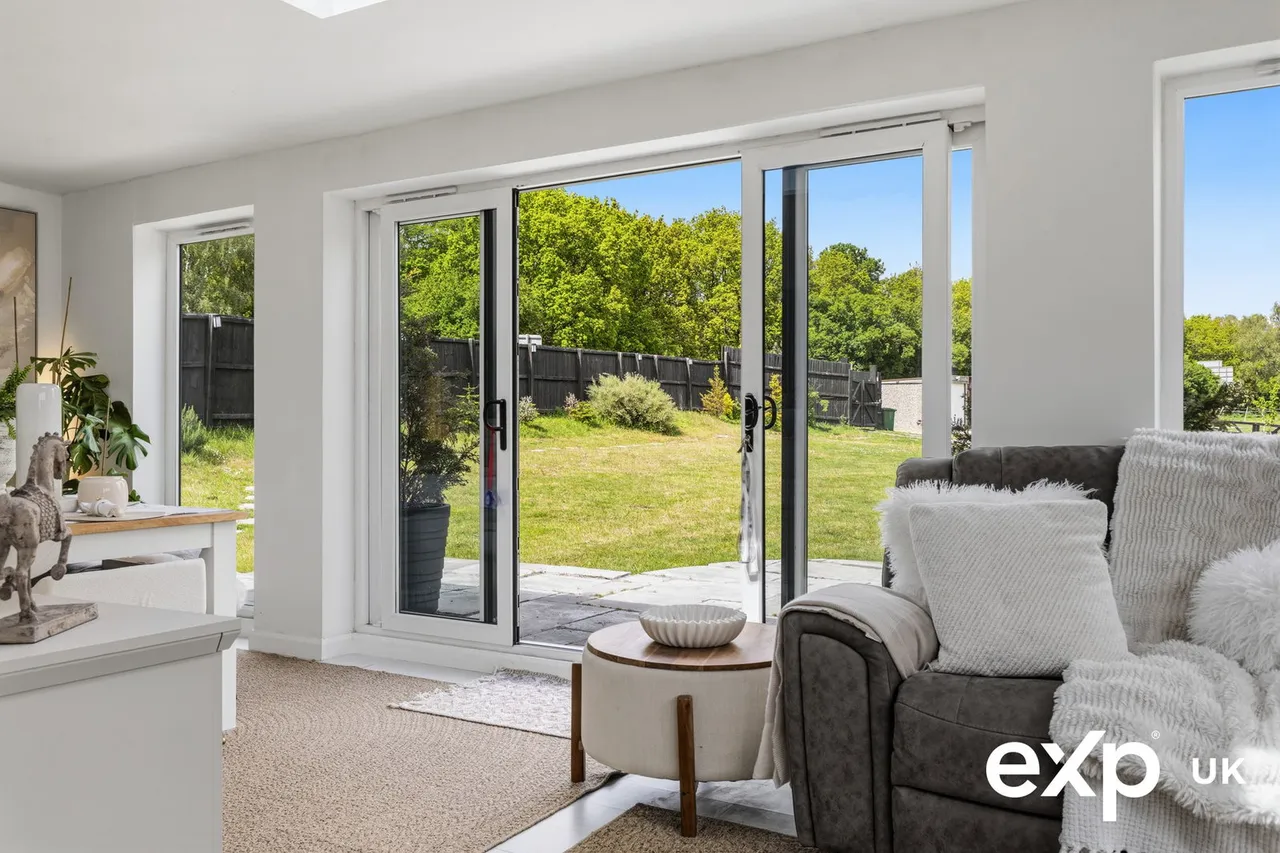 Blythe Road, Ollerton, NG22, photo 11