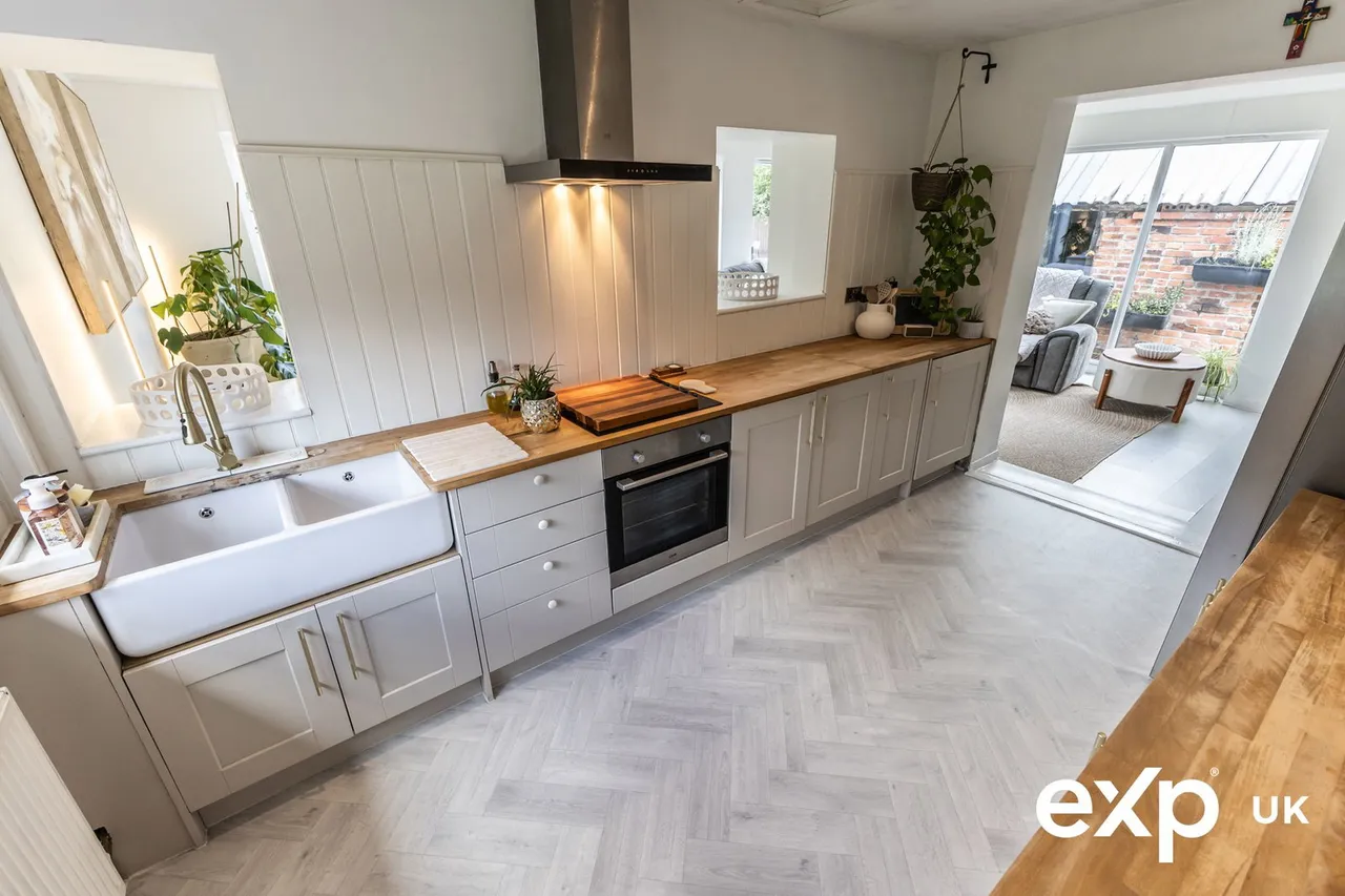 Blythe Road, Ollerton, NG22, photo 3