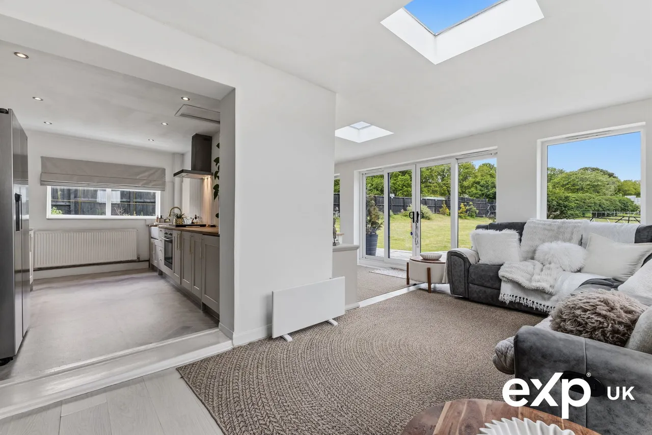 Blythe Road, Ollerton, NG22, photo 4