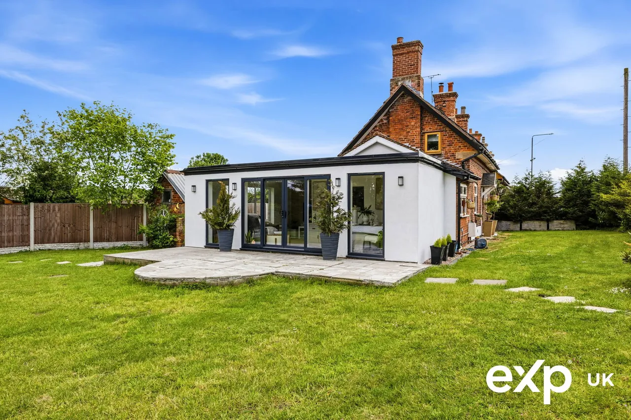 Blythe Road, Ollerton, NG22, photo 33