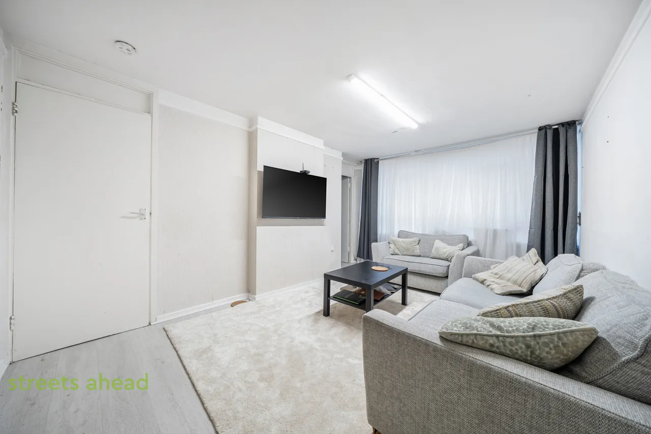 1 bed flat for sale, Academy Gardens, Croydon, CR0