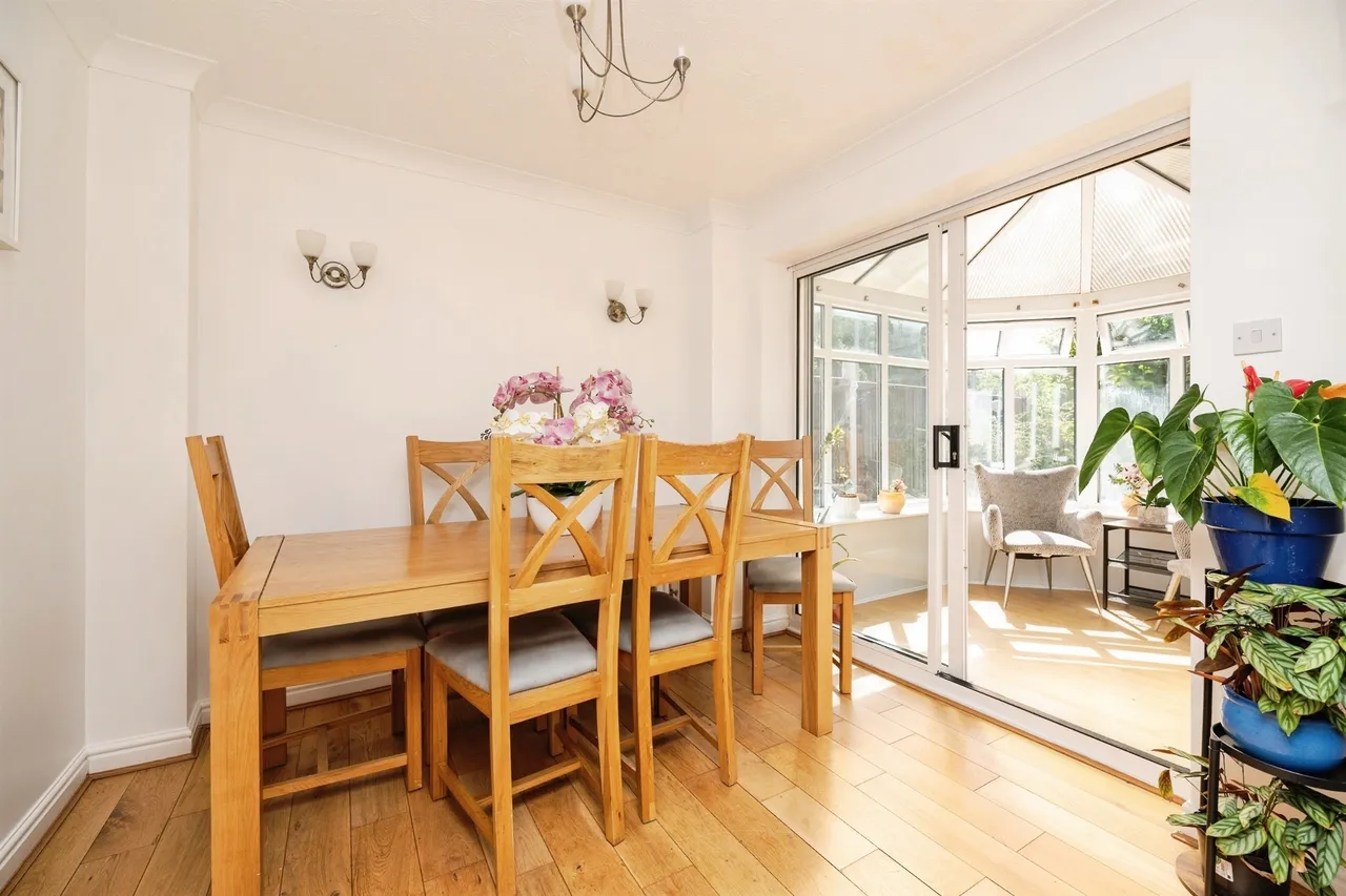 Richborough Drive, Dudley, photo 6