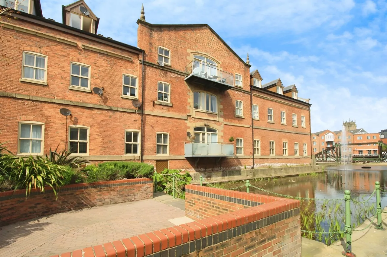 Navigation Walk, Leeds, LS10, photo 7