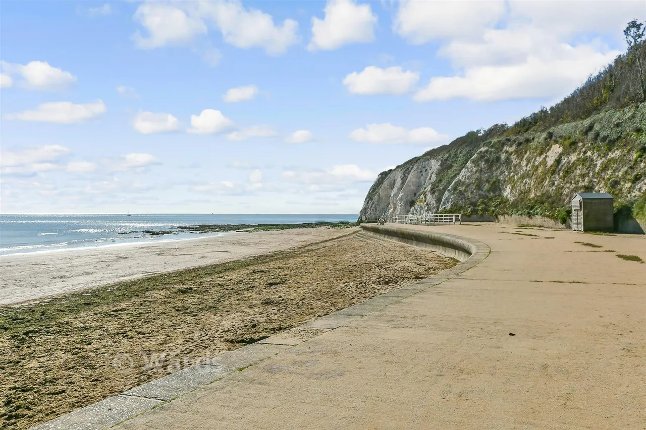 Dumpton Gap Road, Broadstairs, CT10, photo 10