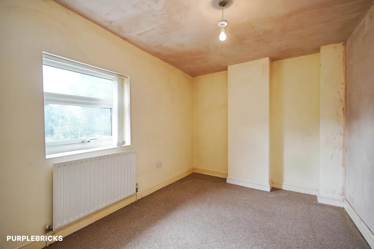High Street, Newhall, DE11, photo 11