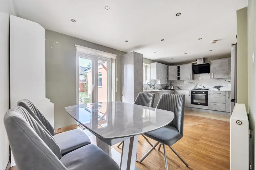 Northumbria Road, Maidenhead, SL6, photo 5