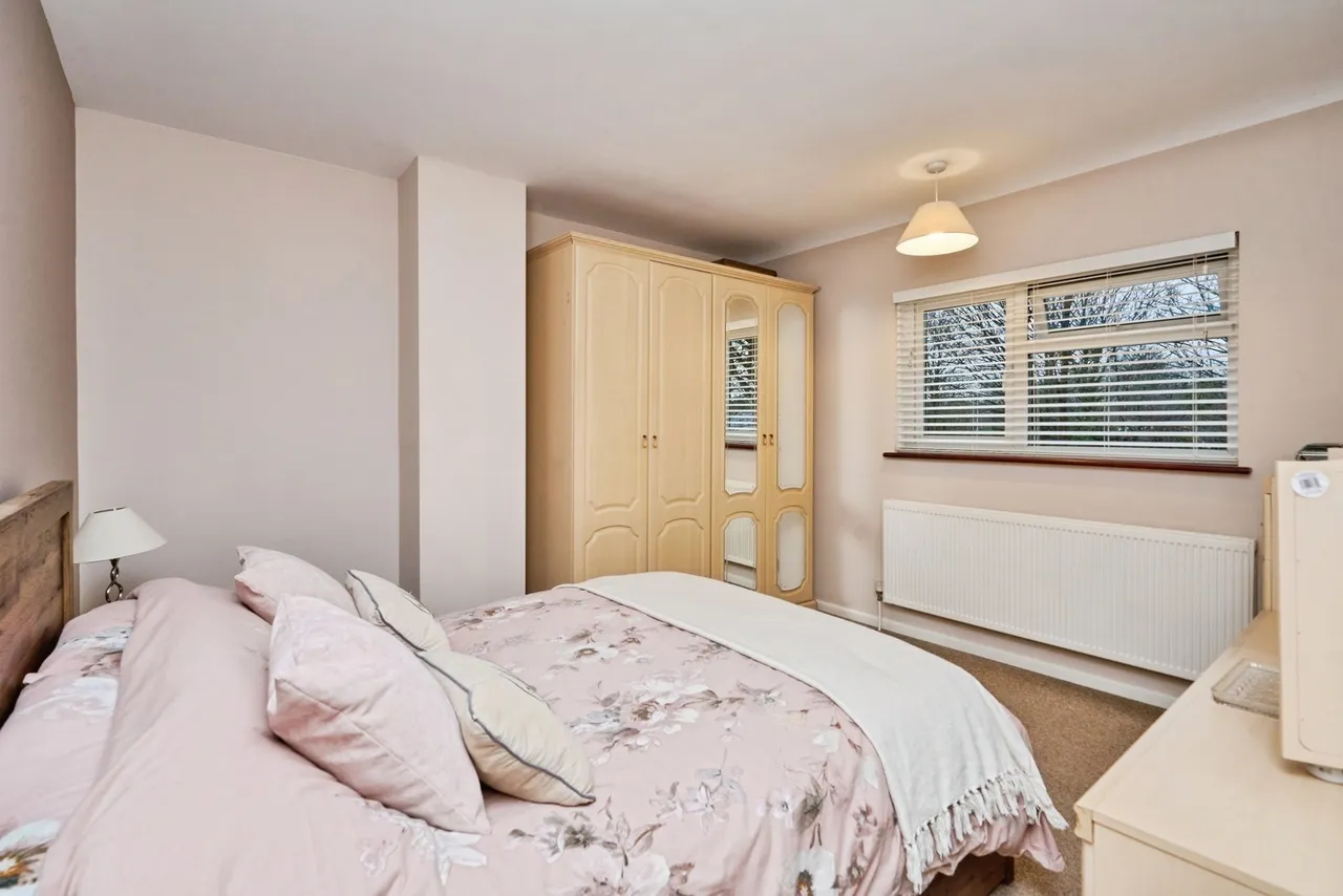Castle Road, Newport, PO30, photo 9