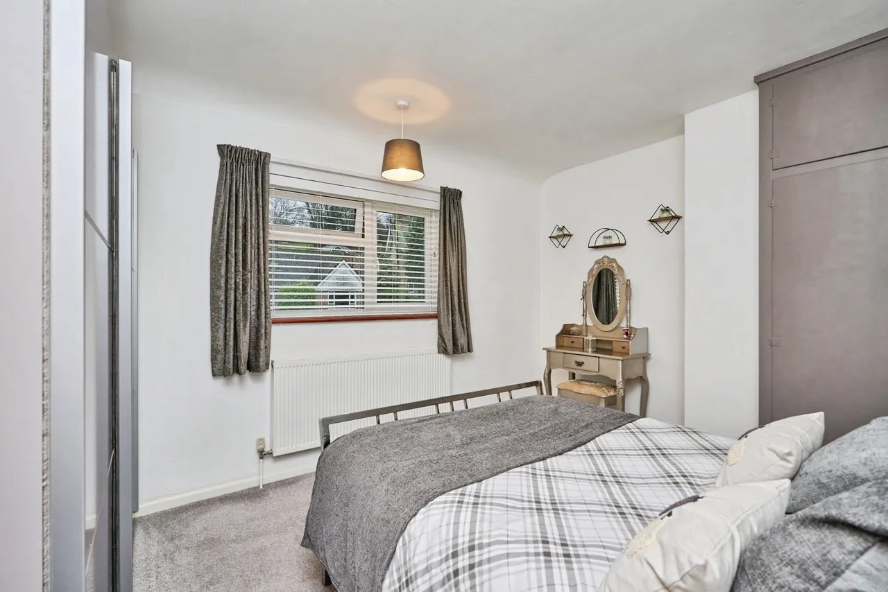 Castle Road, Newport, PO30, photo 10