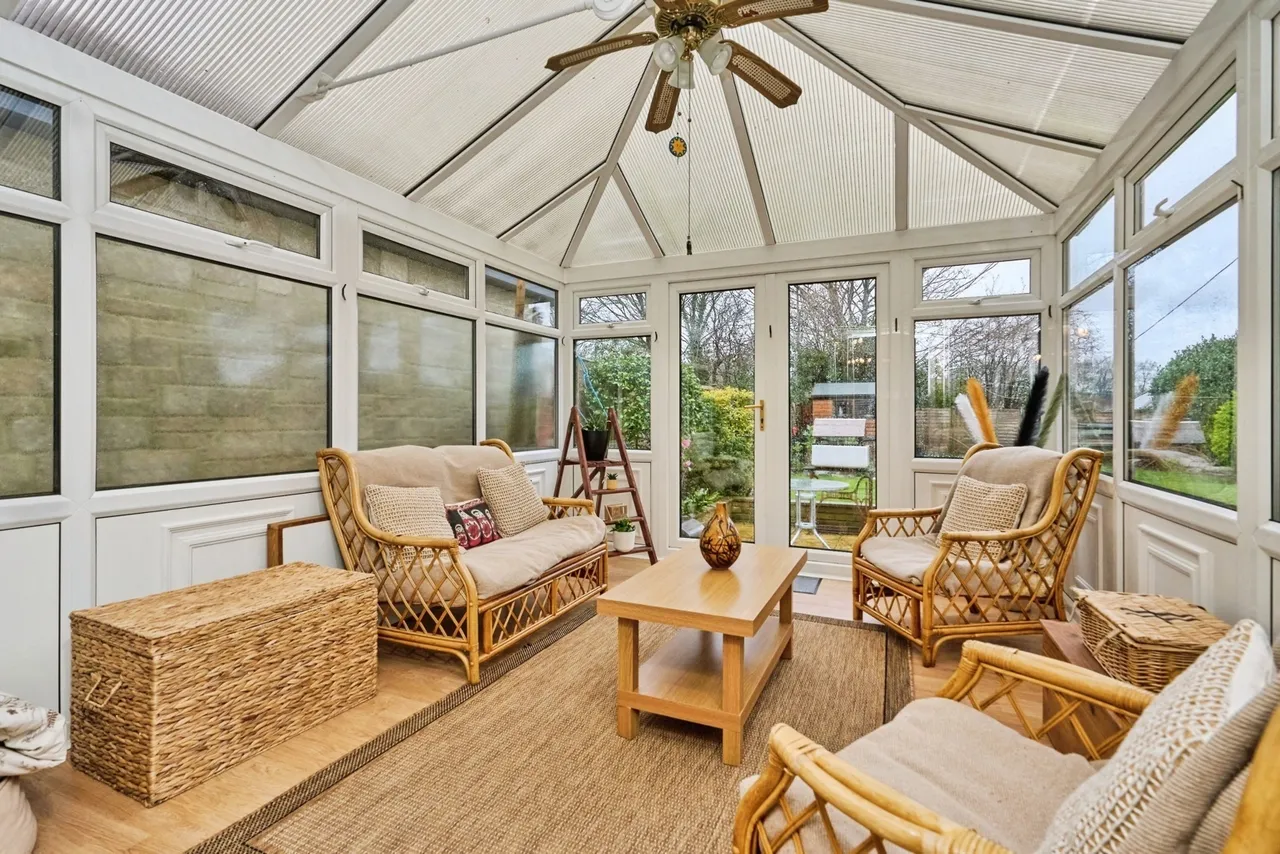 Castle Road, Newport, PO30, photo 7