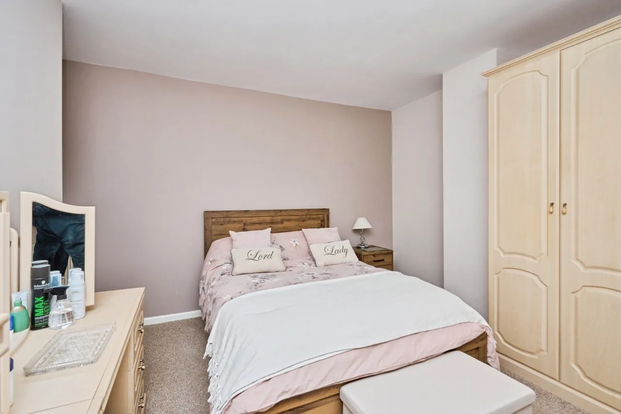 Castle Road, Newport, PO30, photo 8