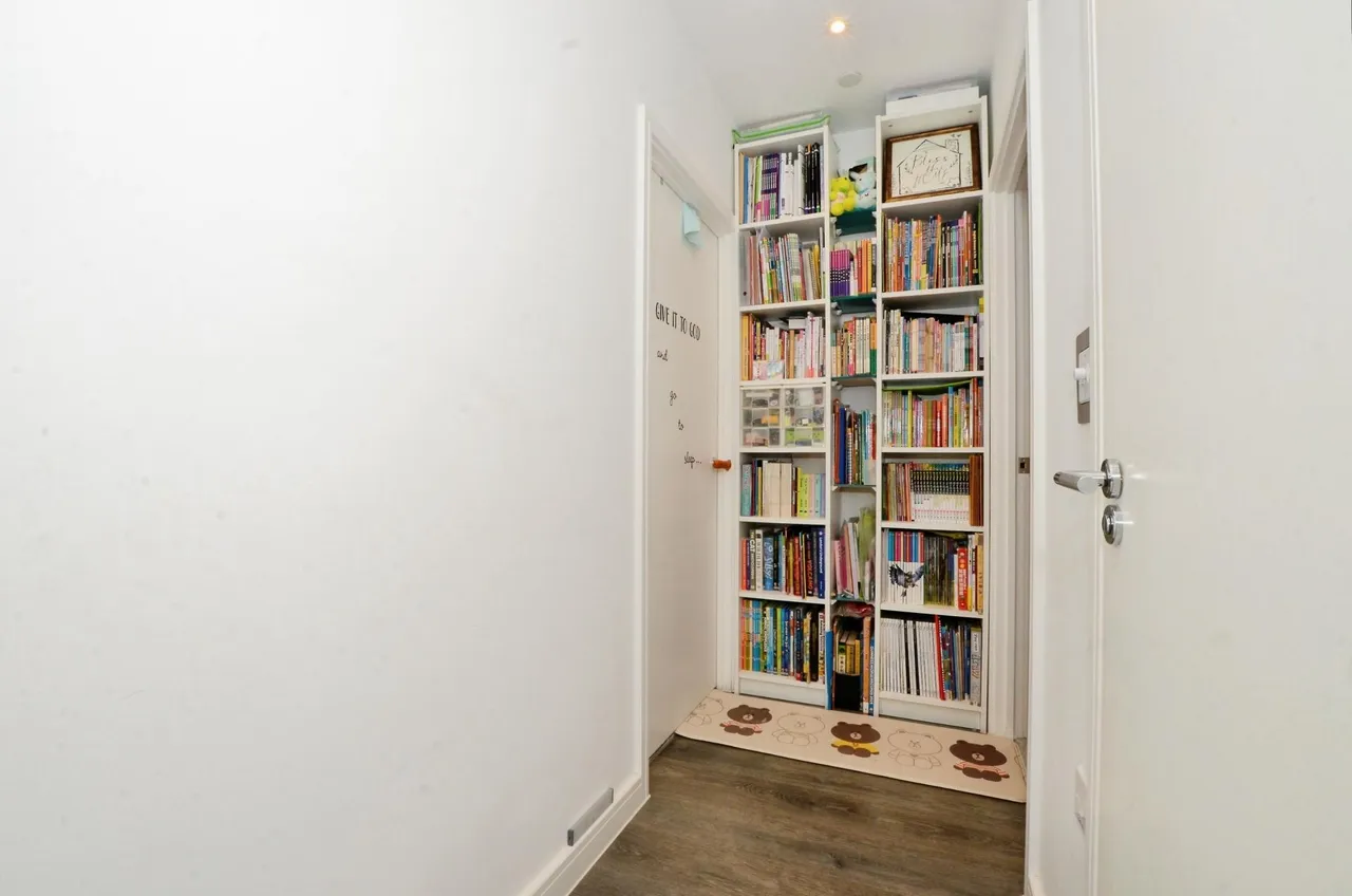 Oxhey Drive, Watford, WD19, photo 10