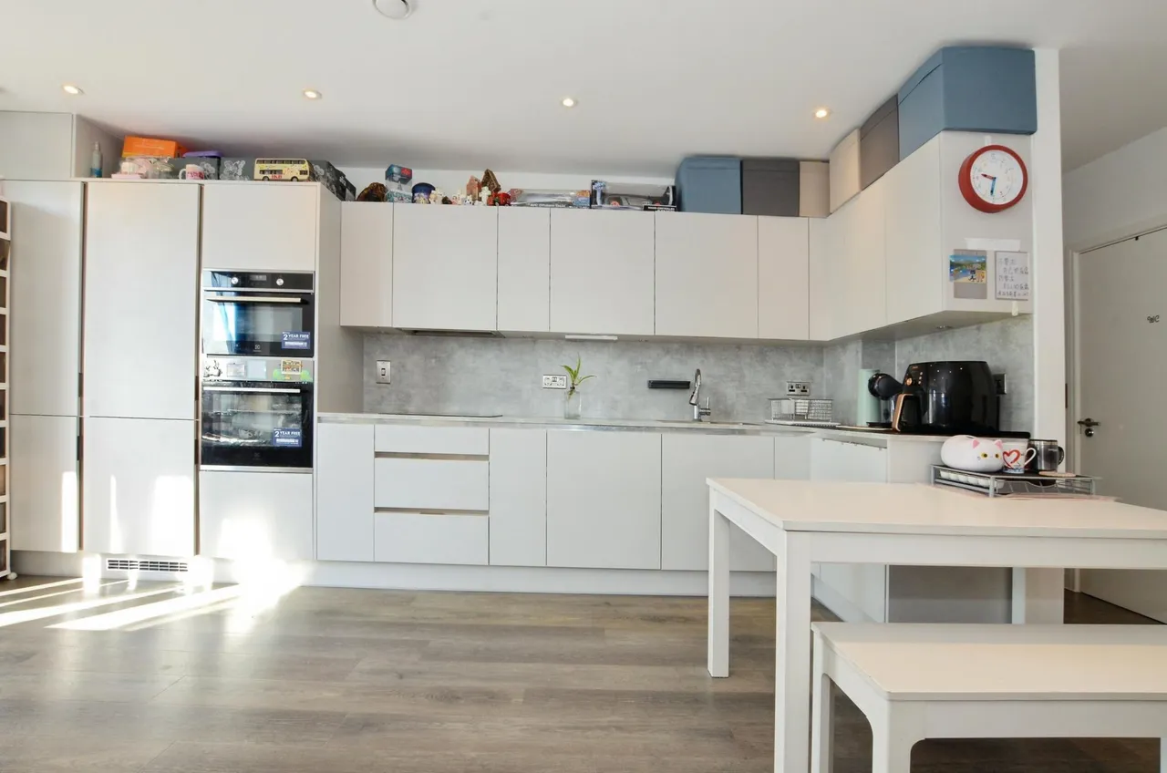 Oxhey Drive, Watford, WD19, photo 3