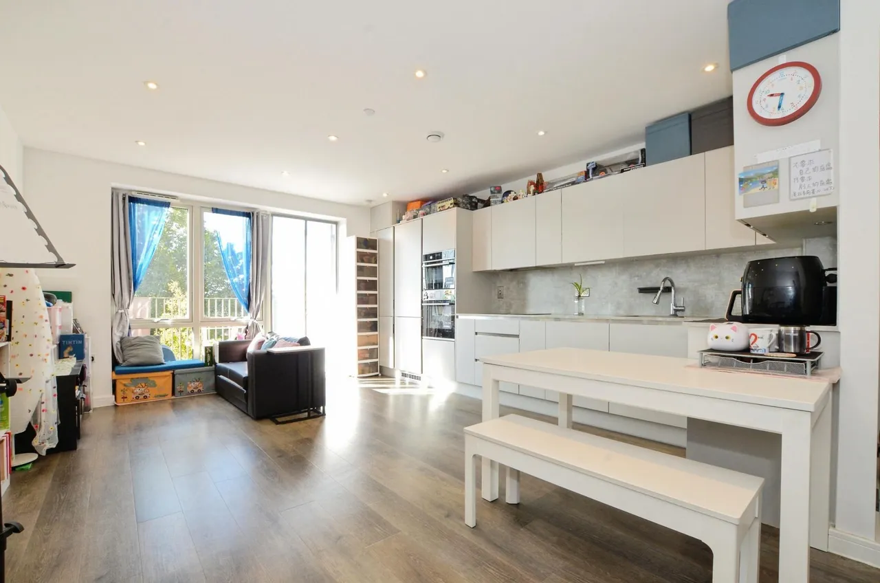 Oxhey Drive, Watford, WD19, photo 2