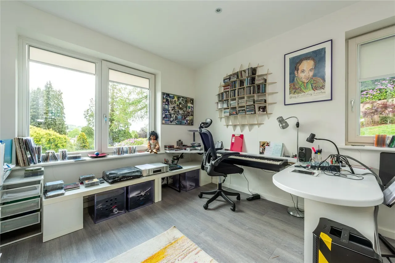 Broomfield Park, Westcott, RH4, photo 17
