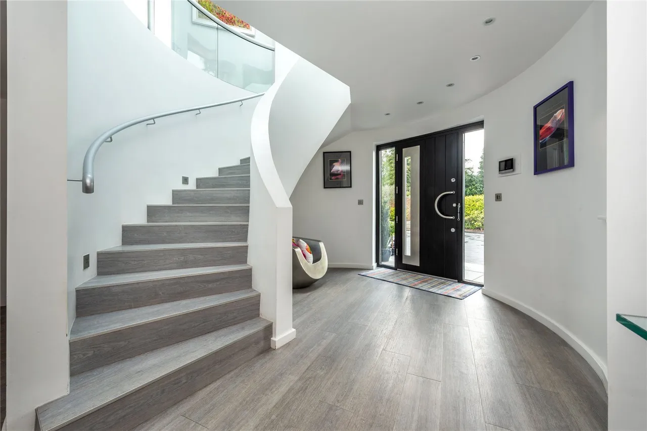 Broomfield Park, Westcott, RH4, photo 18