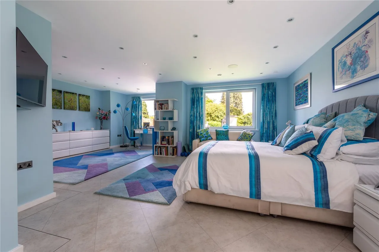 Broomfield Park, Westcott, RH4, photo 23