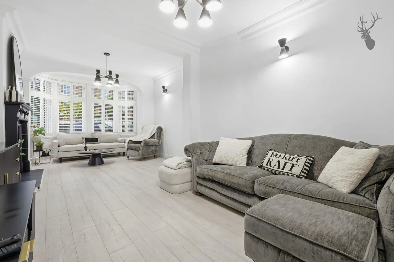 Loughton, IG10, photo 4