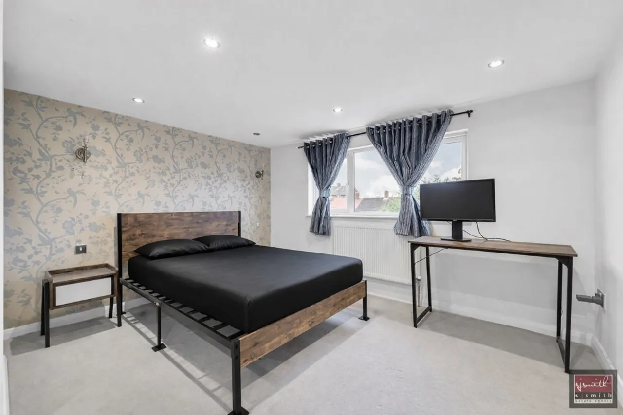 Littleton Road, Ashford, photo 8