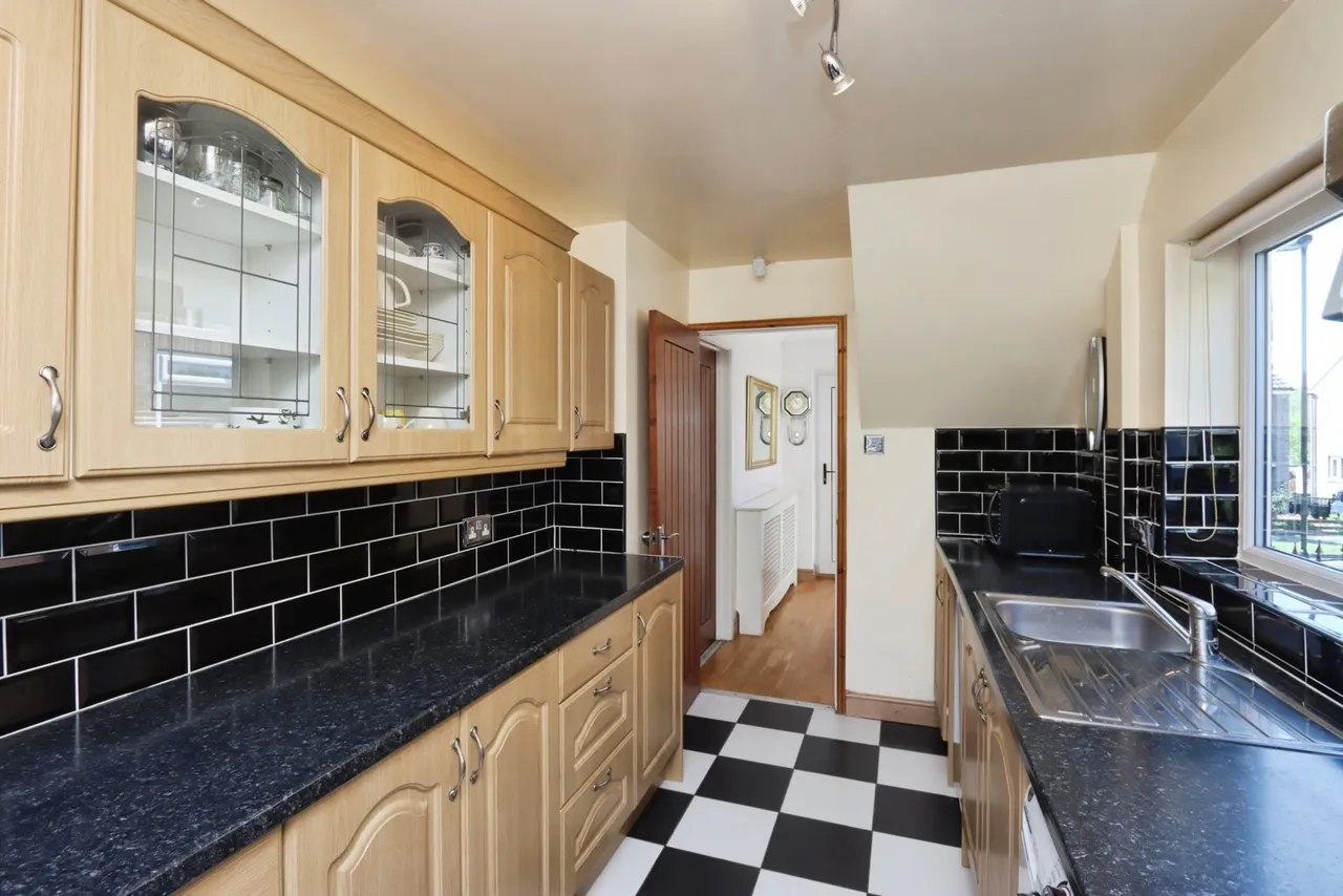 Beaver Drive, Sheffield, South Yorkshire, S13, photo 12