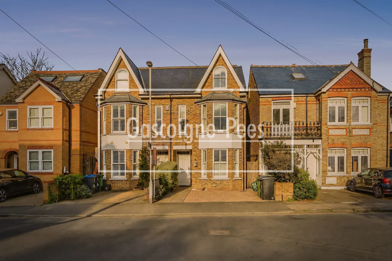 4 bed house to rent, Clifton Road, North Kingston, KT2