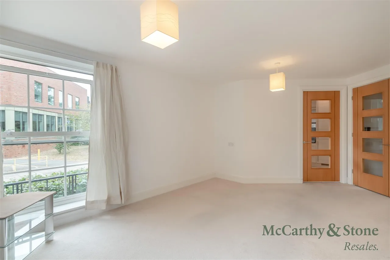 College Way, Welwyn Garden City, AL8, photo 4