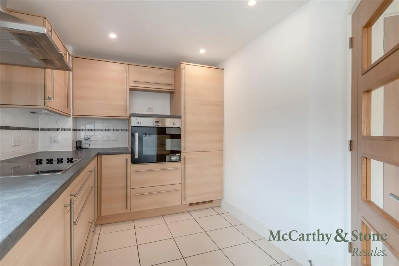 College Way, Welwyn Garden City, AL8, photo 6